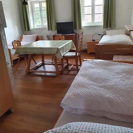 Appartement Monteurwohnungen Schmack