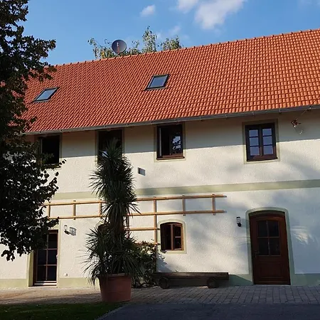 Monteurwohnungen Schmack Apartment *