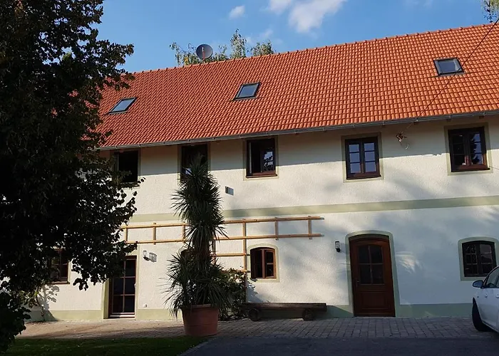 Monteurwohnungen Schmack Apartamento *